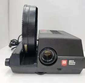222r Argus Vintage Hush-a-matic 2x2 Slide Projector