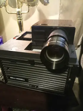 S-12b Bell & Howell And 35mm Desktop Slide Projector With Remote Black 3x