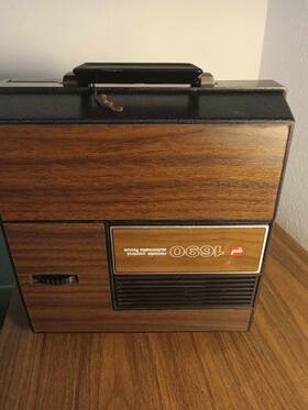 Gaf 386-m4af Slide Projector 1690 Remote Control Automatic Focus