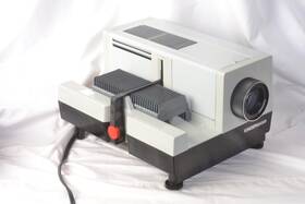Kindermann 21041 Slide Projector For 2 1/4 X Slides As Is Working