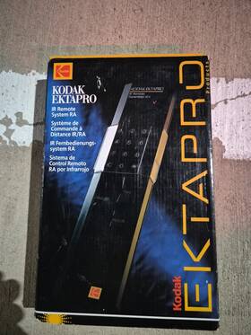 Kodak 041777121079 New Cat 712 1072 Ektapro Wireless Ir Remote And Receiver