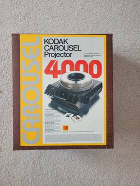 Kodak 220735 Vintage Carousel 4000 Projector