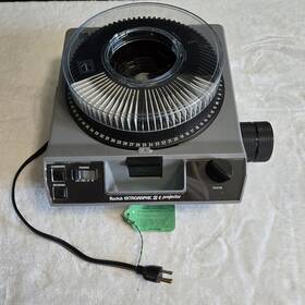 Kodak 227213 Ektagraphic Iii E Slide Projector Works