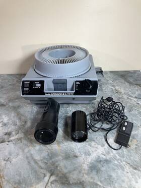 Kodak 234754907 Ektagraphic Iii A Slide Projector With 2 Lens Tray Tested