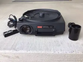2972203 Kodak Vintage Carousel 650 Slide Projector With Wired Remote-no Carousel-works