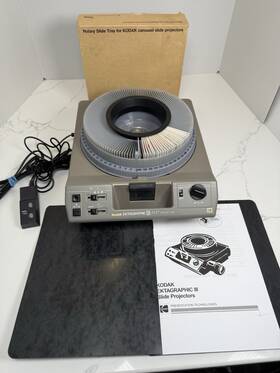 Kodak 3h6864 Ektagraphic Iii Amt Carousel Slide Projector Tray Remote And Manual