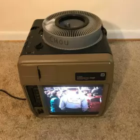 570af Kodak Ektagraphic Audio Viewer Slide Projector