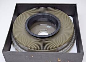 Kodak 6044 Vintage Carousel Projector Tray Capacity 140 Slide 104