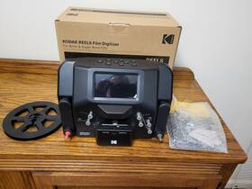 Kodak 843812167505 Reels Portable Film Scanner Slide Viewer And Digital Photo