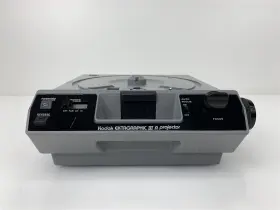 A-712-112 Kodak Ektagraphic Iii A Slide Projector With 100-150mm Lens And Remote