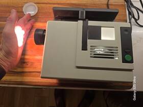 Leica 200917 Rare P150 Slide Projector - Complete In Case With Manual Tested Working