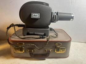 Leitz 111432 Vintage Prado 250 Slide Projector - Hektor F-8.5 1 2.5