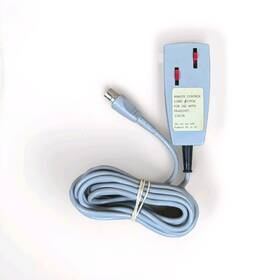 Leitz 37934 Ernst Leica Pradovit Color Projector Wired Remote Control Wetzlar Germany