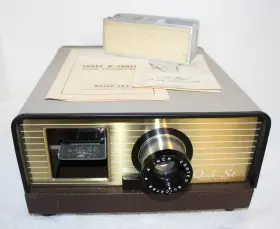 Three-0-three Quick-set Slide Projector With Magazine Manual Bulb And Fan Work