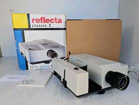 Reflecta Z-150 Bogen Classic Z Slide Projector With Wireless Remote Controller. Tested