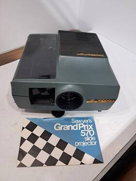 Sawyer 570-af Vintage Sawyers Grand Prix Slide Projector With Remote Manual S
