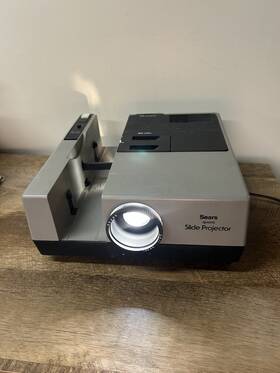 Sears 186-983001 Vintage Quartz Photo Slide Projector Model Tested Works