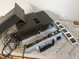 Sears 837.9854 Vintage 1970s Remote Control 54 Slide Projector Model 837.98540 Works