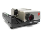 Leica Pradovit P300IR Slide Projector With Vario Elmarit 1:2.8/70-120 Used. Price: $351.05.