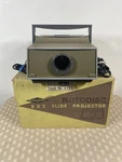 Sawyers Rotodisc 2X2 Slide Projector 500XR Original Box - Tested Used. Price: $34.99.